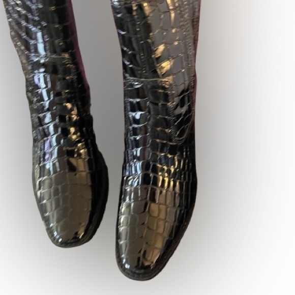 Aqua Shoes - The best in fashion booties....Aqua!